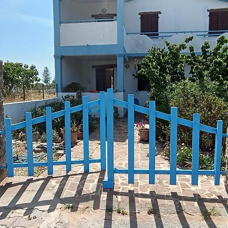 Appartamento Vista Mare Calasetta Eksteriør billede