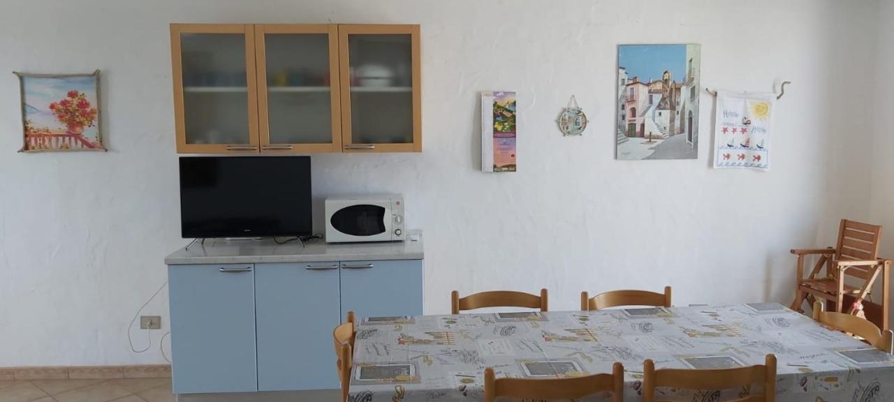 Appartamento Vista Mare Calasetta Eksteriør billede