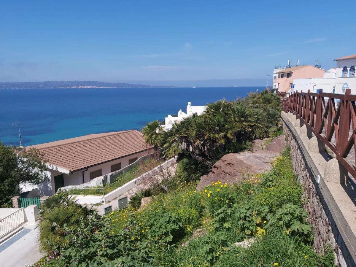 Appartamento Vista Mare Calasetta Eksteriør billede